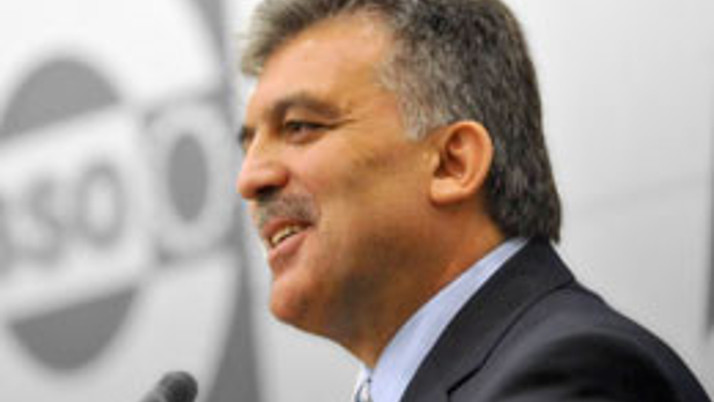 Cumhurbaşkanı Gül Twitter'a iyice alıştı!