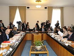 4+4+4'te 'Pinokyo' gerilimi 4+4+4'te 'Pinokyo' gerilimi